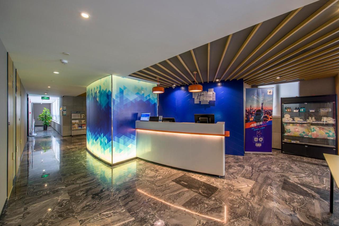 Holiday Inn Express Foshan Chancheng By Ihg Екстер'єр фото
